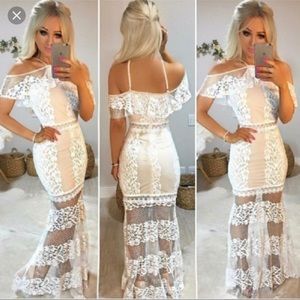 Beautiful Ave Rara dress.